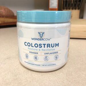 BNWOT Wondercow Colostrum